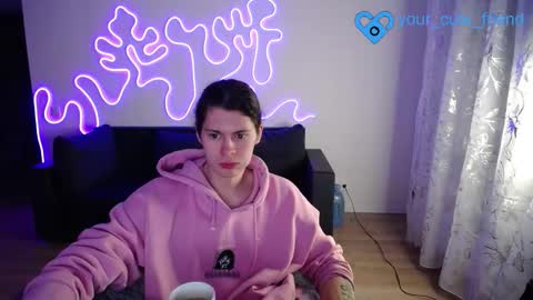 Snapshot of your_cute_friend chatting on 02-21-26, 08:43 Fansly online show from 02-21-26, 08:43