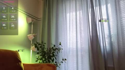 Snapshot of your_dream_alice chatting on 03-12-25, 06:40 Alice online show from 03-12-25, 06:40