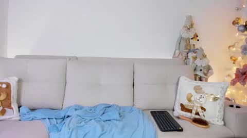 Eliza online show from 12-13-24, 12:09