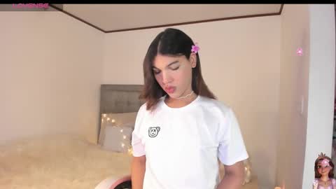 Snapshot of your_favorite_doll_ chatting on 02-04-26, 12:05 Eliza online show from 02-04-26, 12:05