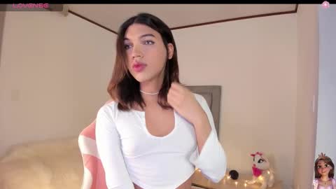 Snapshot of your_favorite_doll_ chatting on 02-05-26, 12:26 Eliza online show from 02-05-26, 12:26