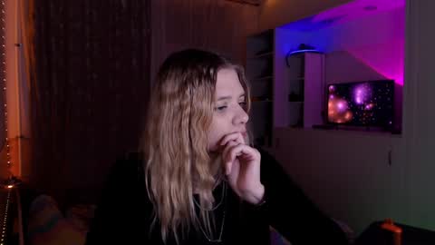 Snapshot of your_horny_friends chatting on 01-24-25, 06:56 Your Horny Friends online show from 01-24-25, 06:56