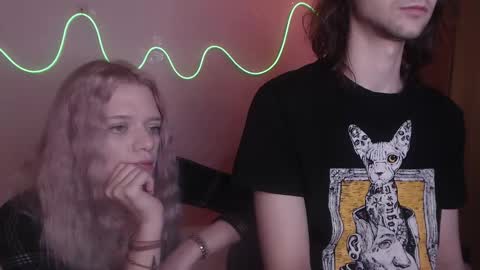 Snapshot of your_horny_friends chatting on 03-05-25, 10:10 Your Horny Friends online show from 03-05-25, 10:10