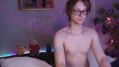 Snapshot of your_horny_friends chatting on 12-03-25, 03:21 Your Horny Friends online show from 12-03-25, 03:21