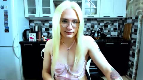 Jane online show from 11-05-25, 07:41