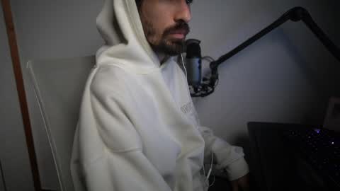 Snapshot of your_ice_cream chatting on 06-01-26, 12:01 Siebel. online show from 06-01-26, 12:01