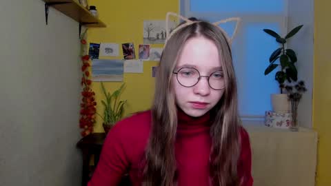 Snapshot of your_leslie chatting on 01-08-25, 06:52 Leslie online show from 01-08-25, 06:52