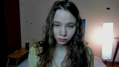 Snapshot of your_leslie chatting on 03-19-26, 08:29 Leslie online show from 03-19-26, 08:29