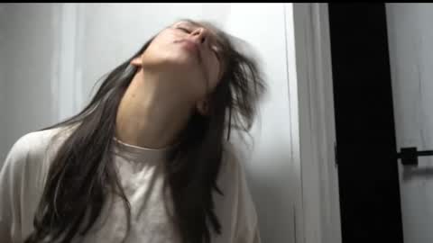 Meri  online show from 10-14-25, 07:47