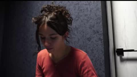 Meri  online show from 10-28-25, 08:33