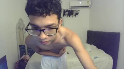 your_master7 online show from 05-06-26, 04:19