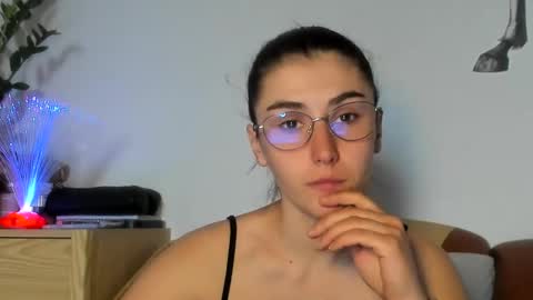 Andrea Your sweet farmer girl online show from 03-03-25, 09:44