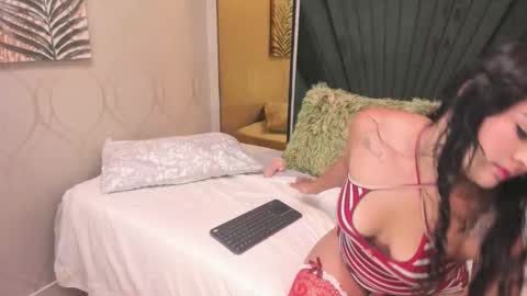 Evelin  online show from 11-21-25, 02:21