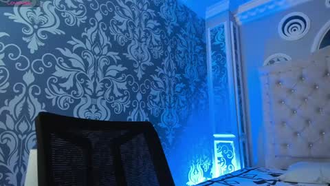 Snapshot of your_perverse_whore chatting on 01-25-25, 07:07 Salome online show from 01-25-25, 07:07