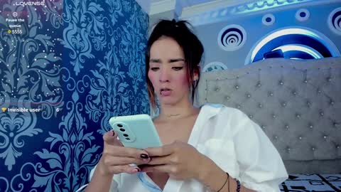 Snapshot of your_perverse_whore chatting on 02-02-25, 04:15 Salome online show from 02-02-25, 04:15