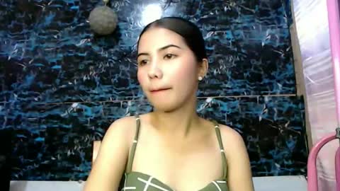 Snapshot of your_petite_miah07 chatting on 02-23-26, 03:26 your_petite_miah07 online show from 02-23-26, 03:26