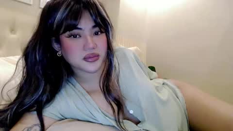 Lena online show from 09-28-25, 01:49