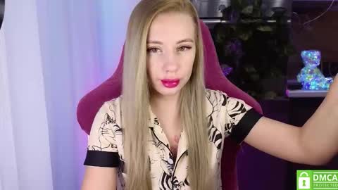 Snapshot of your_psychologist chatting on 02-26-26, 02:32 Alice online show from 02-26-26, 02:32