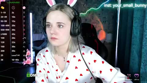 Molly online show from 05-30-26, 02:41