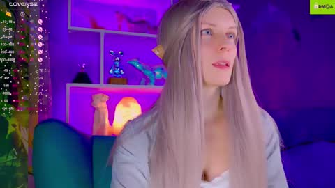 Snapshot of your_spring chatting on 11-26-25, 01:28 your_spring online show from 11-26-25, 01:28