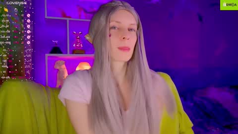 Snapshot of your_spring chatting on 12-03-25, 11:47 your_spring online show from 12-03-25, 11:47