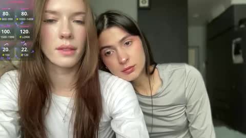 Mia  online show from 06-11-26, 10:24