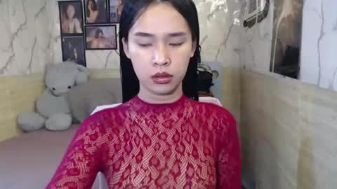 your_twinkletoes18 online show from 05-18-26, 01:02