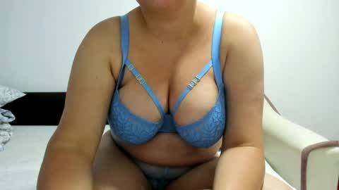 Snapshot of your_victoria chatting on 06-15-26, 07:49 Your Victoria online show from 06-15-26, 07:49