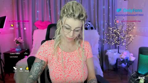 Snapshot of your_wild_amazon_forever chatting on 01-15-25, 02:46 you can call baby Anna my goddess online show from 01-15-25, 02:46