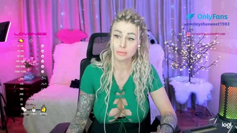 Snapshot of your_wild_amazon_forever chatting on 01-17-25, 02:39 you can call baby Anna my goddess online show from 01-17-25, 02:39