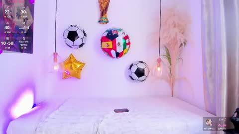 Snapshot of your_wrist chatting on 06-19-26, 01:59 Angel online show from 06-19-26, 01:59