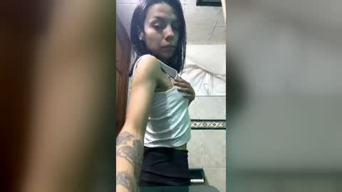  independent model online show from 06-18-26, 08:02