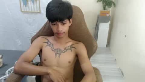 Snapshot of yourasian_eric chatting on 06-15-26, 05:53 yourasian_eric online show from 06-15-26, 05:53