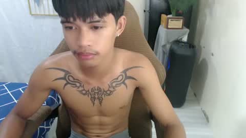 yourasian_eric online show from 07-28-26, 05:58