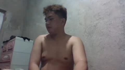 Snapshot of yourasian_lover29 chatting on 06-08-26, 02:50 yourasian_lover29 online show from 06-08-26, 02:50