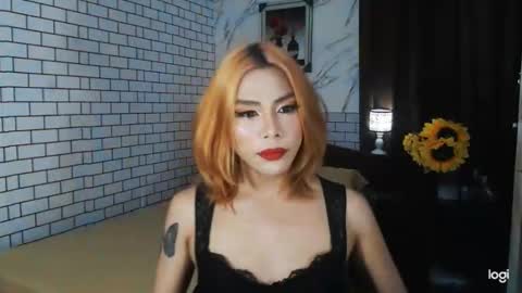 Snapshot of yourasianbigcock chatting on 09-18-25, 11:56 LEXI online show from 09-18-25, 11:56