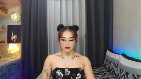 Snapshot of yourasiancockisontop chatting on 02-18-25, 02:27 kim online show from 02-18-25, 02:27