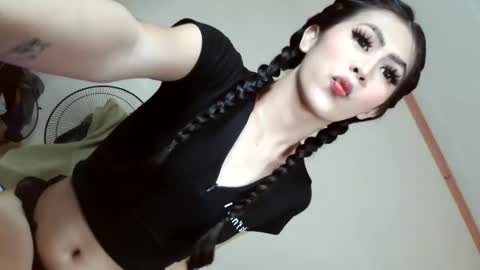 Snapshot of yourbabyriana chatting on 01-08-25, 04:34 Angel online show from 01-08-25, 04:34