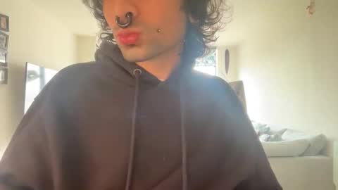 yourboo25 online show from 03-11-26, 11:27