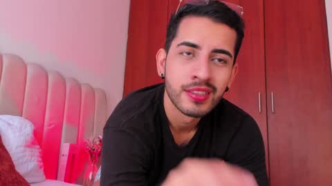 YOURBOYNEXTDOOR online show from 12-27-24, 01:50