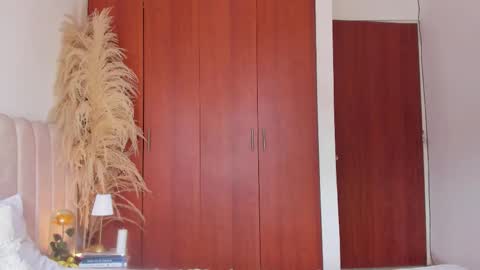 YOURBOYNEXTDOOR online show from 09-13-25, 04:29