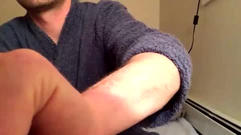 Snapshot of yourboytoy2121 chatting on 02-12-26, 08:31 boytoy online show from 02-12-26, 08:31