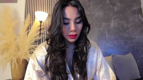 Selena online show from 01-27-25, 04:09