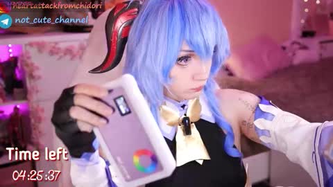 Lina Fansly    online show from 11-23-25, 10:04