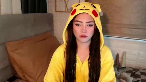 JEN  online show from 01-07-25, 03:46