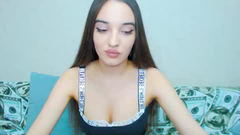 Adele online show from 03-31-26, 02:57