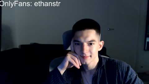 Snapshot of yourethan chatting on 10-11-25, 09:35 yourethan online show from 10-11-25, 09:35