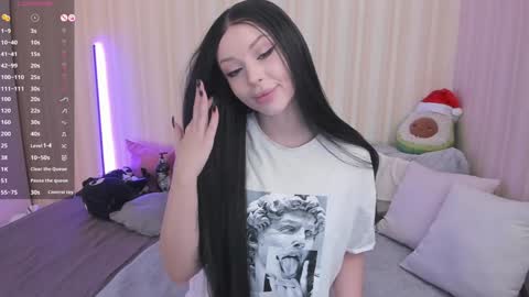 Mary online show from 01-17-25, 07:08