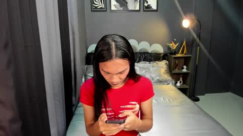 Snapshot of yourfav_jasmin chatting on 07-12-26, 12:51 NEW HUGECOCK online show from 07-12-26, 12:51