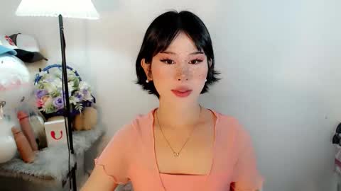 PrettyElla online show from 11-10-25, 11:37